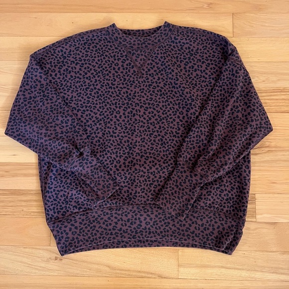 Leopard Print Crew Neck By Abercrombie! - Picture 1 of 3